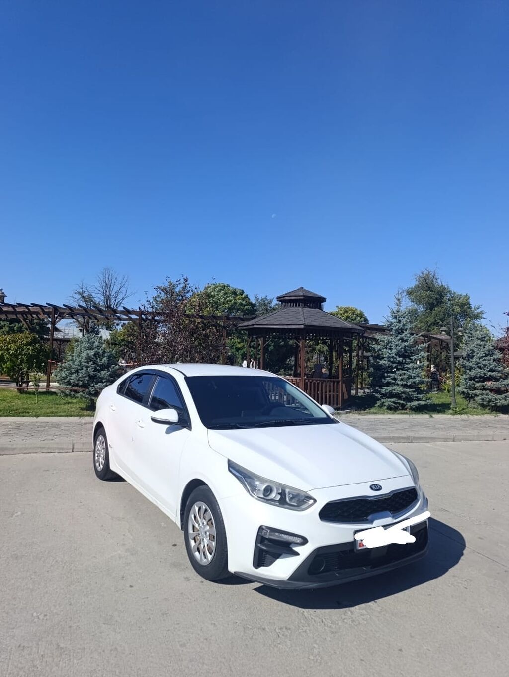 Kia Cerato: 2018 г., 1.6 л, Автомат, Бензин, Седан: фото 1