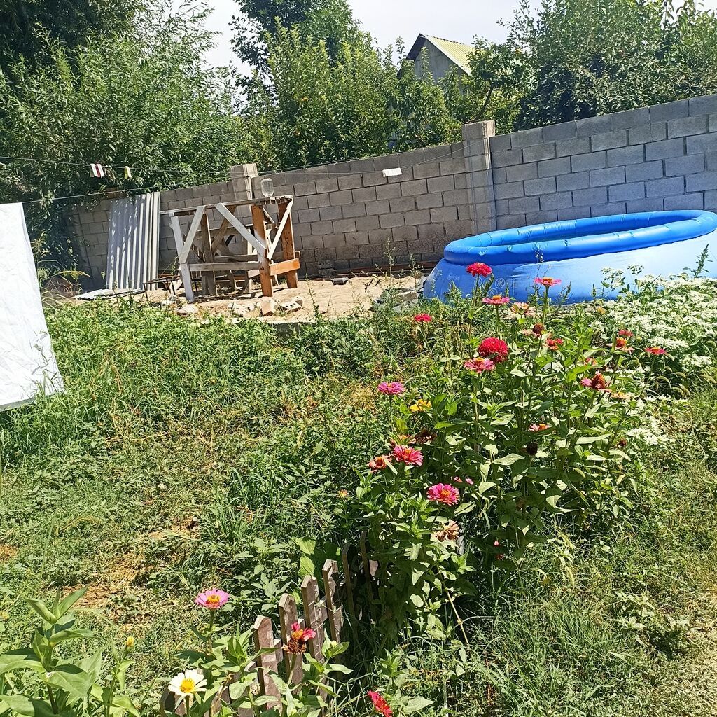 Бишкек,1- май районуна караштуу мурас ордо конушунан кызыл кирпичтен: фото 1