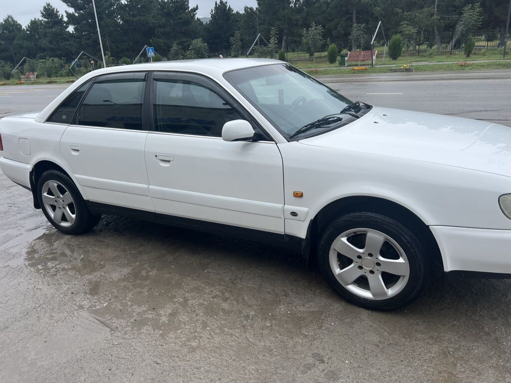 Audi A6: 1996 г., 2.6 л, Механика, Газ, Седан: фото 5