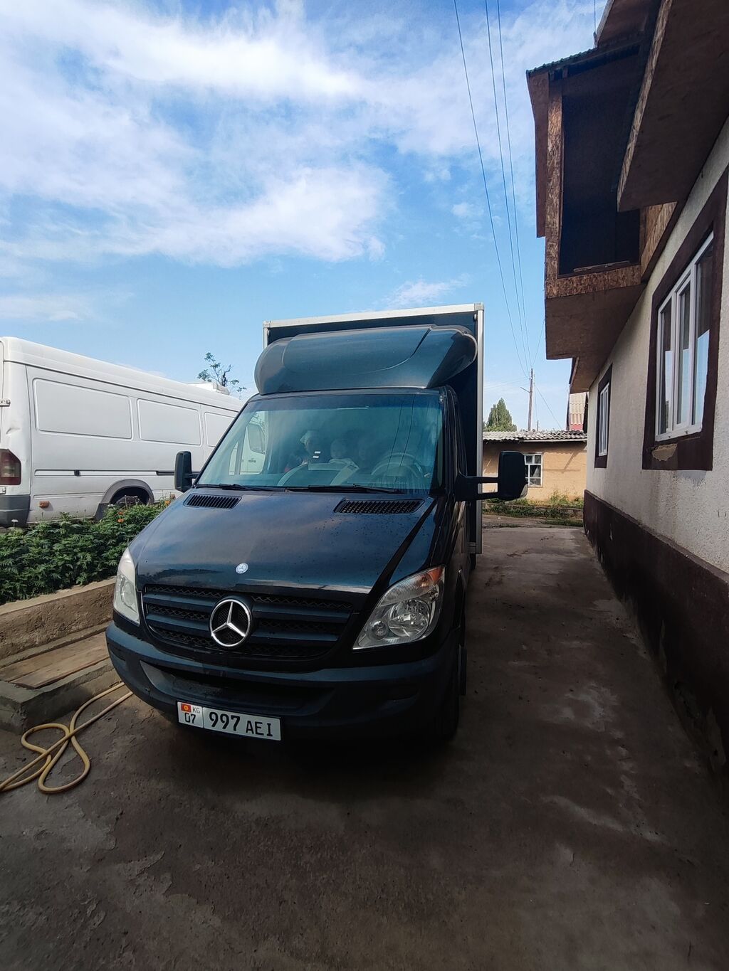 Mercedes-Benz Sprinter фургон (бортовой кузов-«будка») - Тип: фото 1