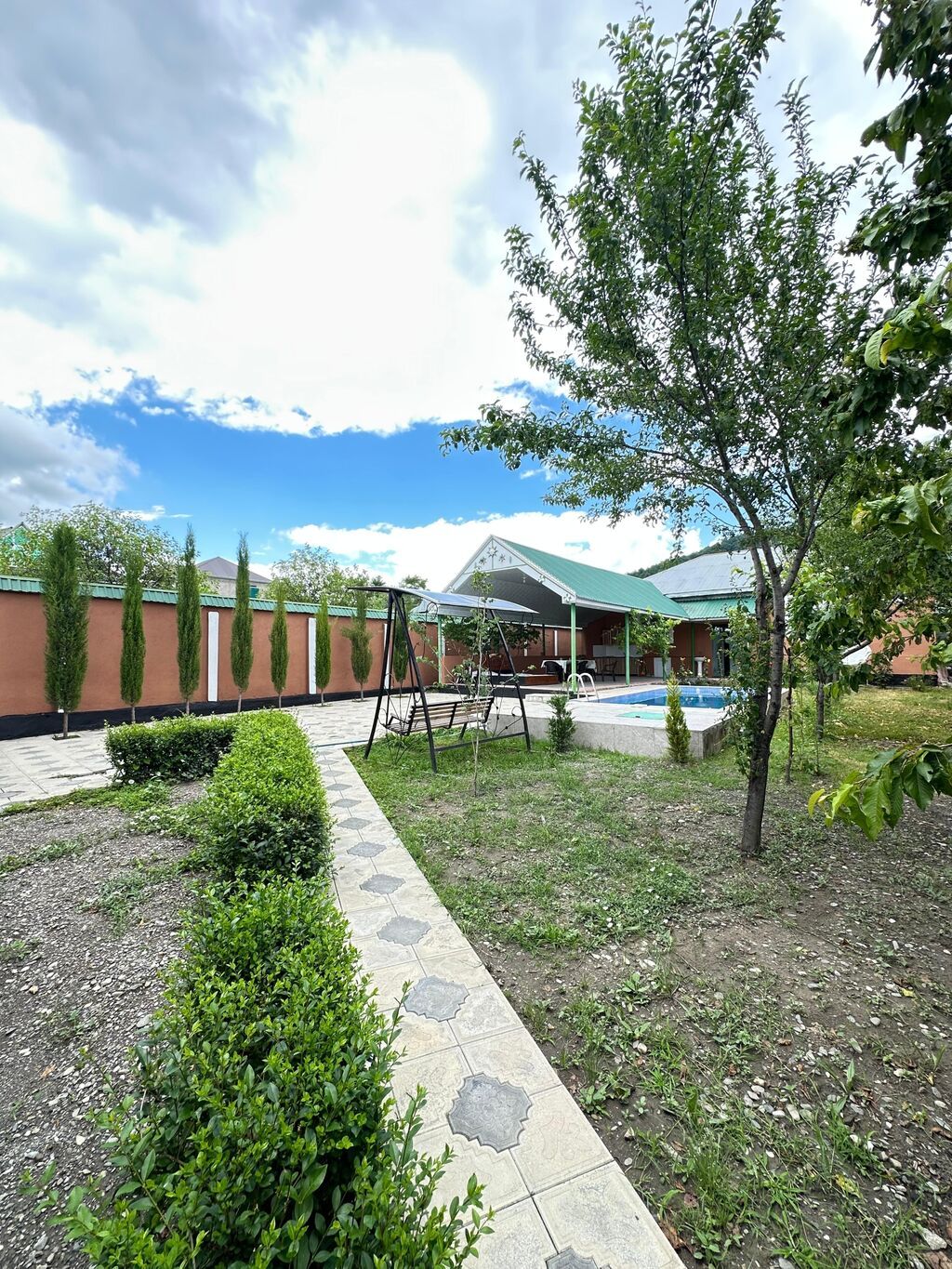 120 kv. m, 3 otaqlı, Hovuzlu, Qaz