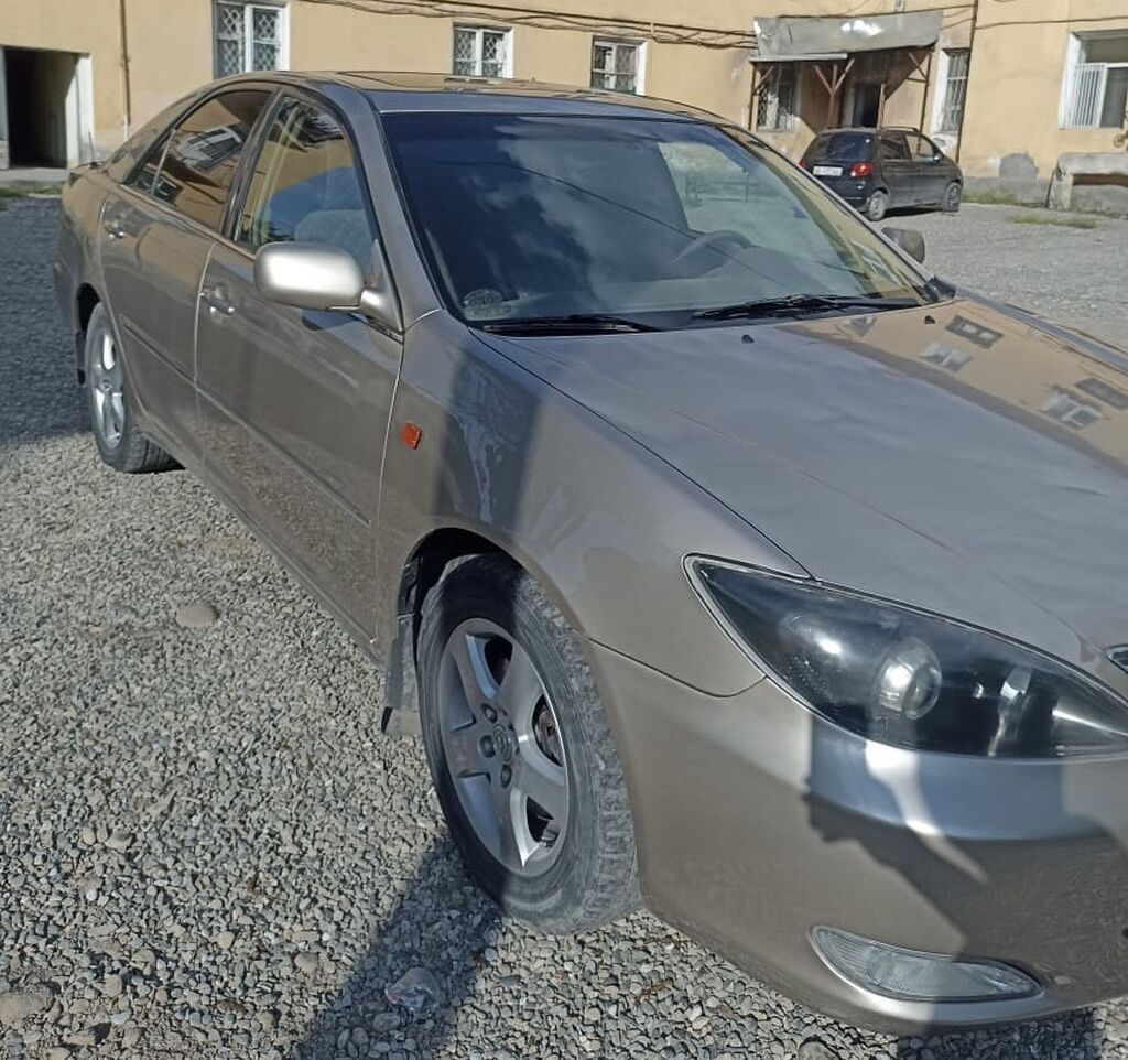 Toyota Camry: 2004 г., 2.4 л, Автомат, Бензин, Седан: фото 3