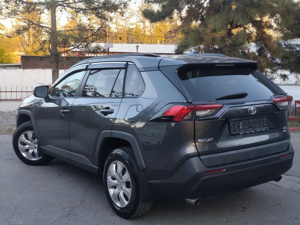 Toyota RAV4: 2019 г., 2.5 л, Автомат, Бензин, Внедорожник: фото 7