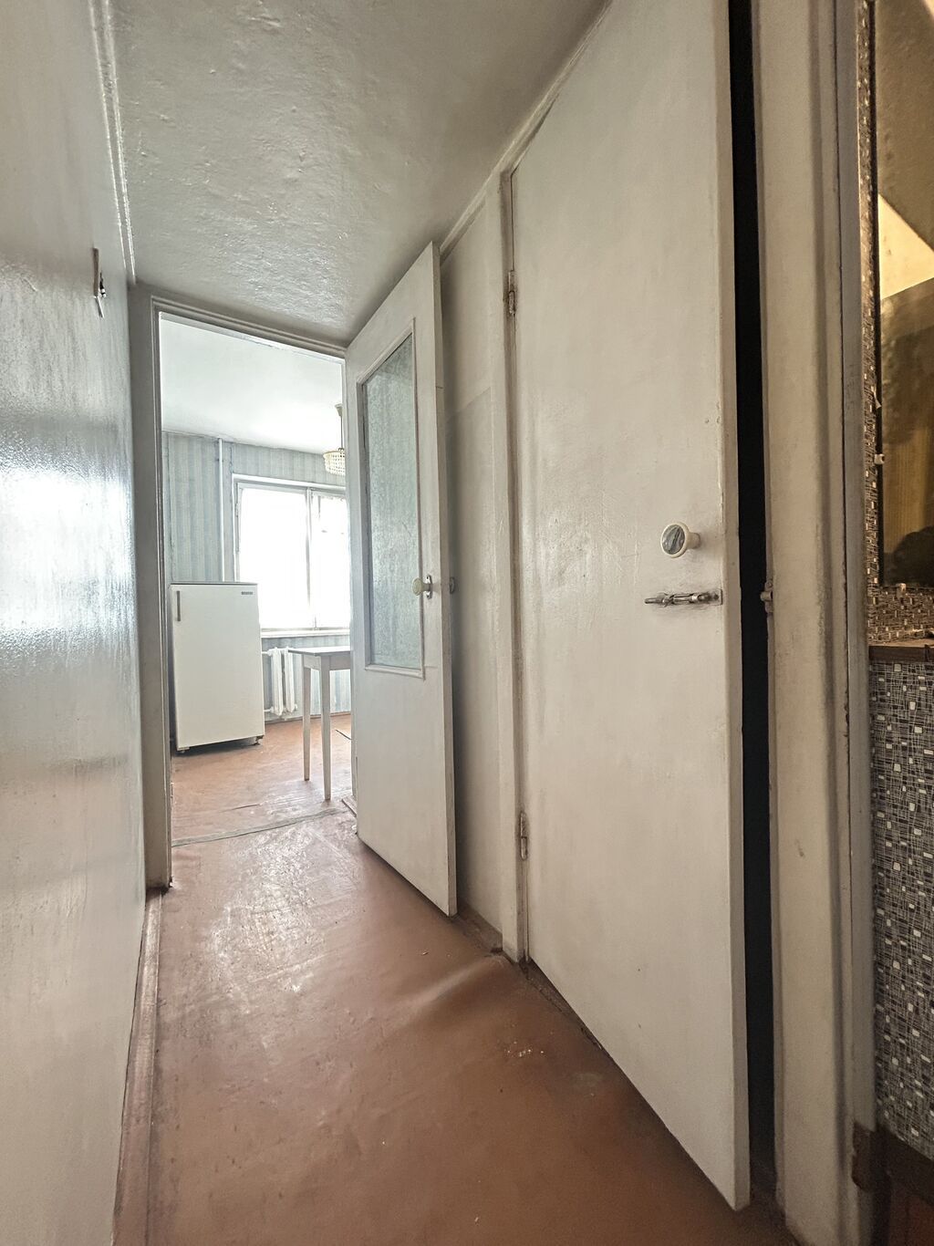 1 комната, 33 м², 7 мкр 104 серия, 3 этаж, Требуется ремонт: фото 3
