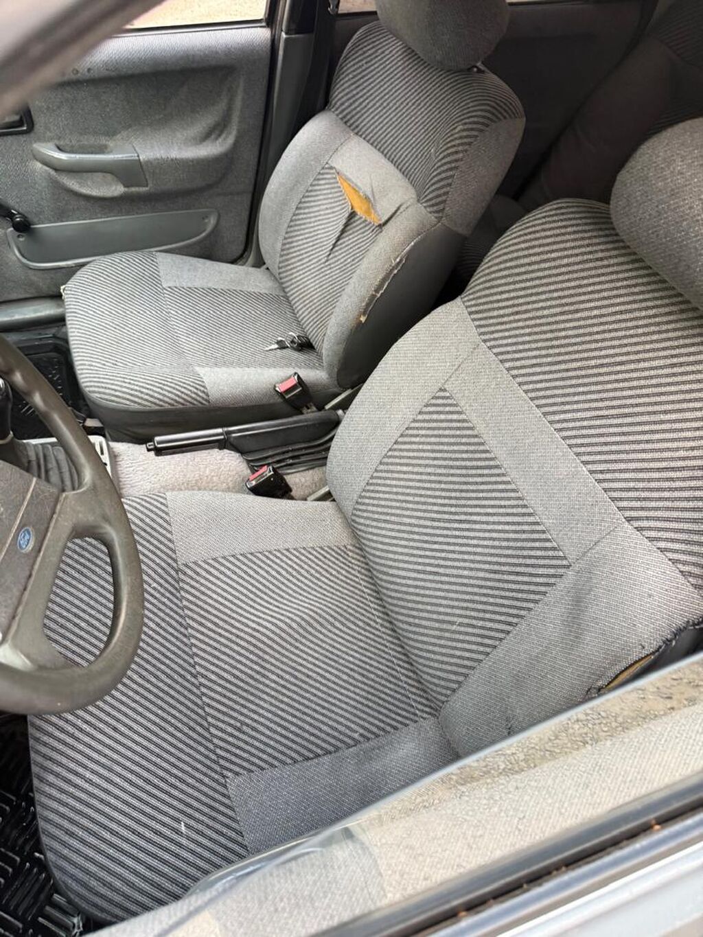 Ford Sierra: 1989 г., 2 л, Механика, Бензин, Седан: фото 4