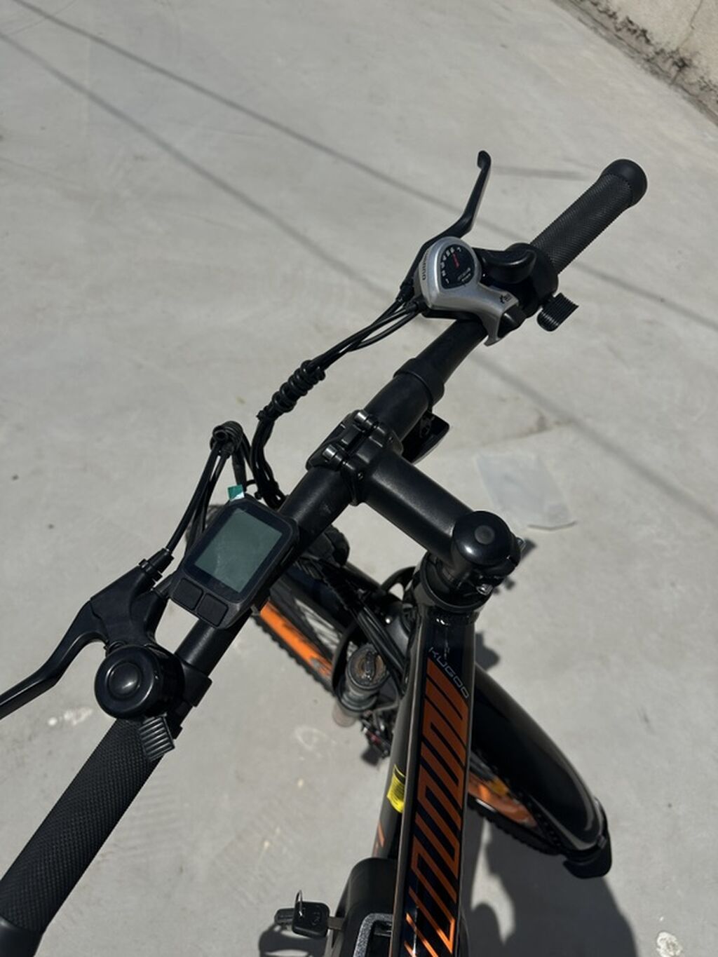 Электровелосипед KUGOO (чёрно-оранжевый) - Полновесный e-bike с: фото 6