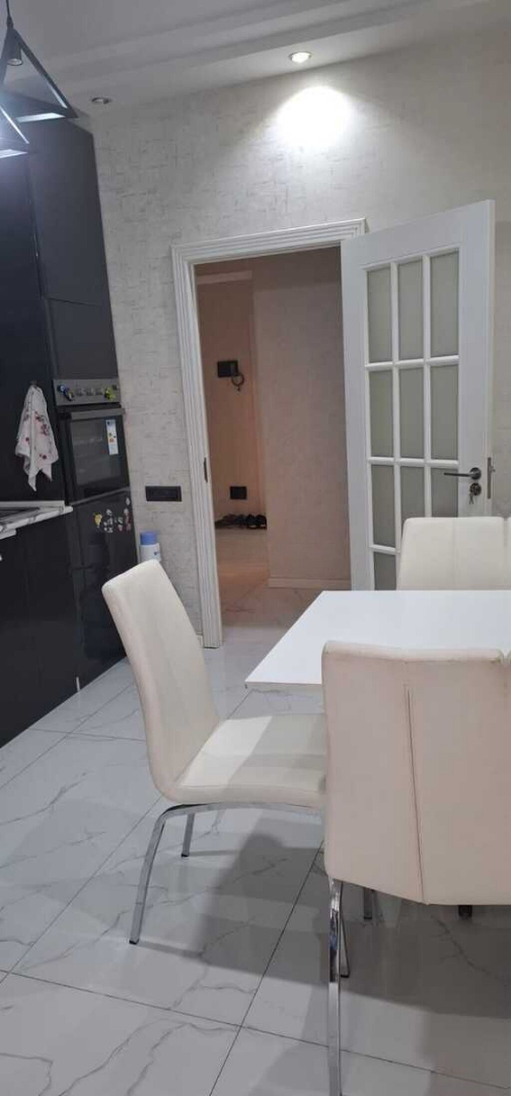 3 otaqlı, Yeni tikili, 85 kv. m