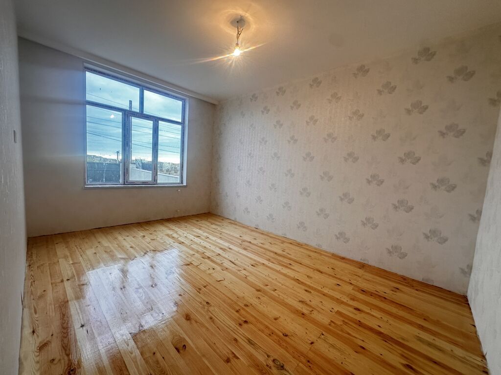 3 otaqlı, 85 kv. m, Kredit var, Yeni təmirli