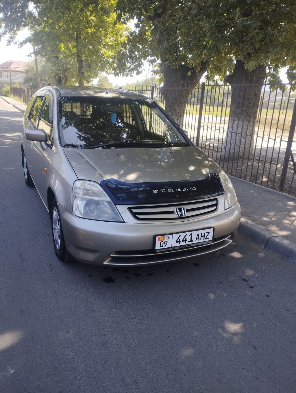 Honda Stream: 2002 г., 1.7 л, Автомат, Бензин, Минивэн: фото 3