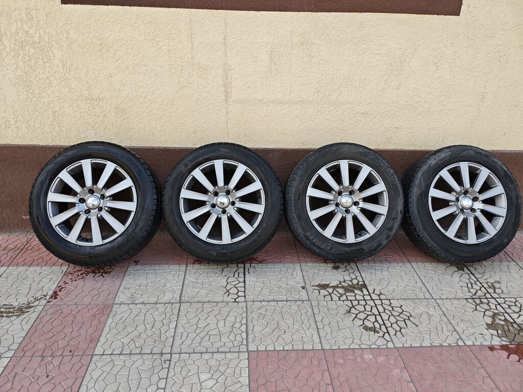 Комплект из 4 колес в сборе: литые диски Toyota + зимние шины: фото 5