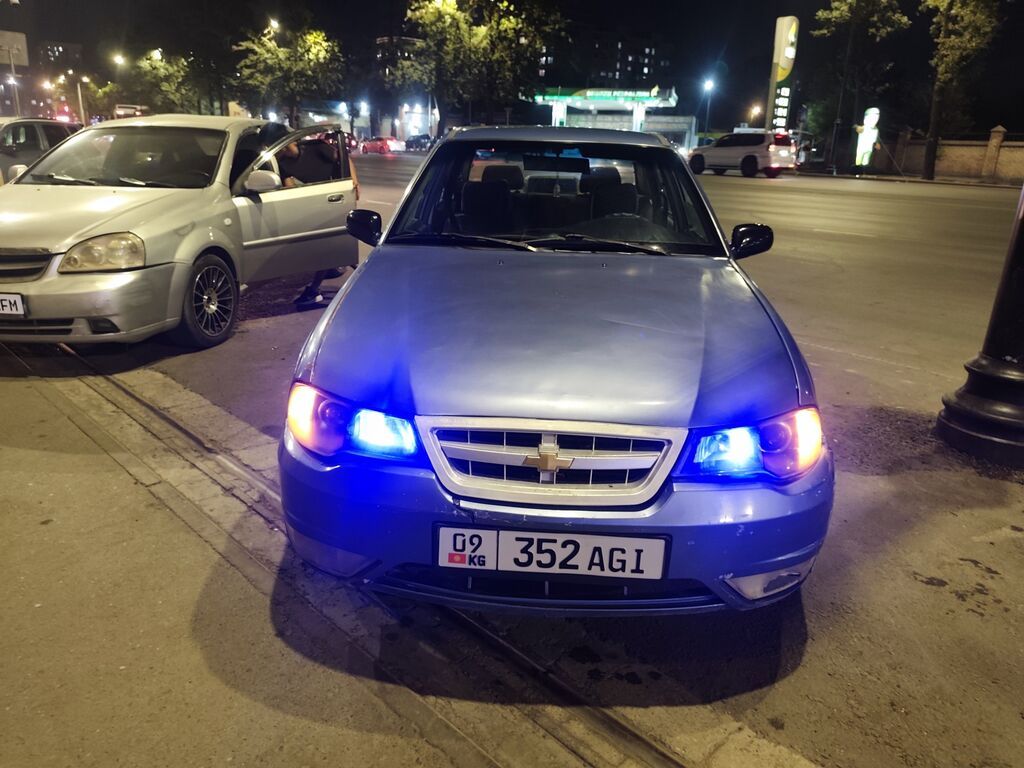 Daewoo Nexia: 2008 г., 1.6 л, Механика, Седан: фото 3