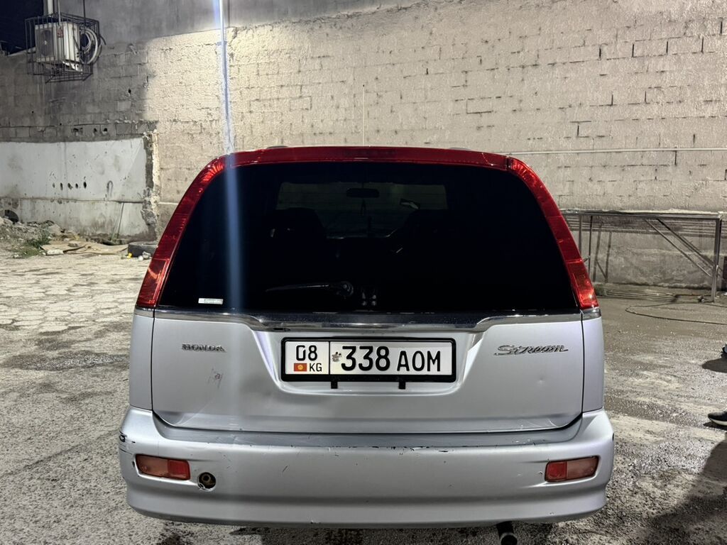 Honda Stream, 2003 г., 1.7 л, автомат, минивэн: фото 5