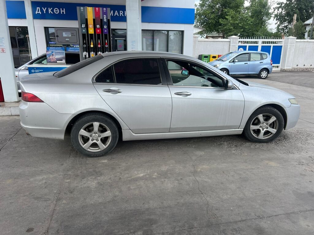 Honda Accord: 2003 г., 0.2 л, Бензин, Седан: фото 3