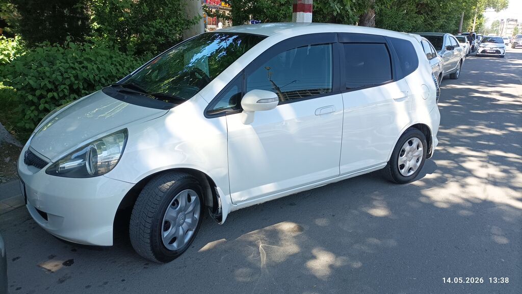 Продам Honda Fit 2004 г., 1.3 л, 48 000 км: фото 2