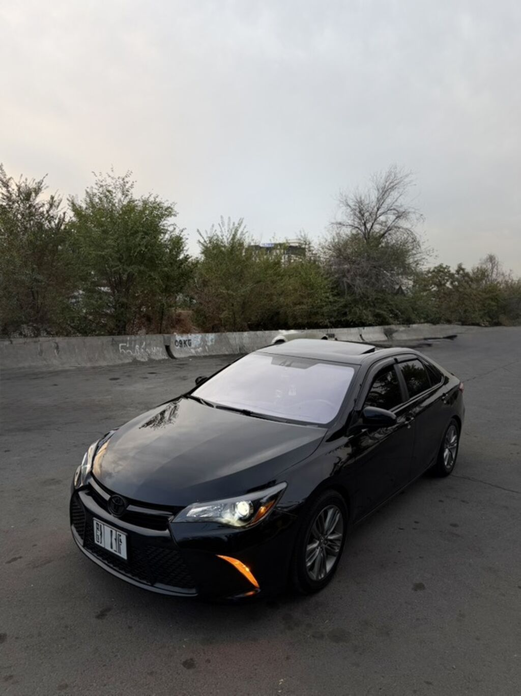 Toyota Camry: 2017 г., 2.5 л, Автомат, Бензин, Седан: фото 8