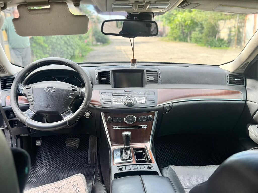 Infiniti M35: 2008 г., 3.5 л, Автомат, Бензин, Седан: фото 4