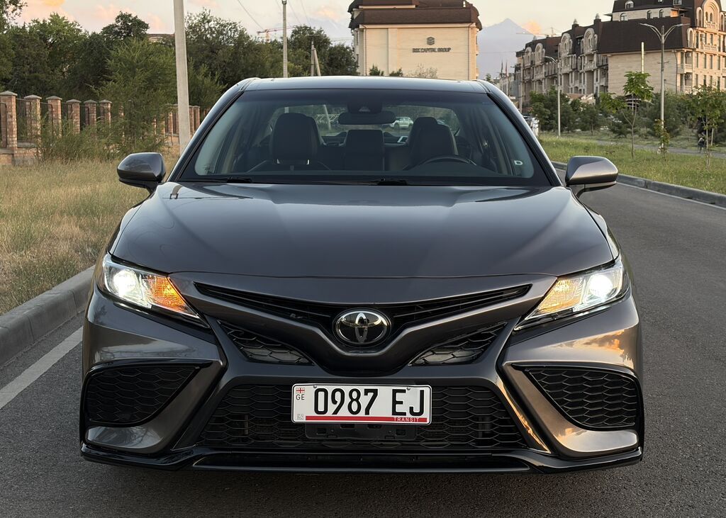 Toyota Camry: 2020 г., 2.5 л, Автомат, Бензин, Седан: фото 5