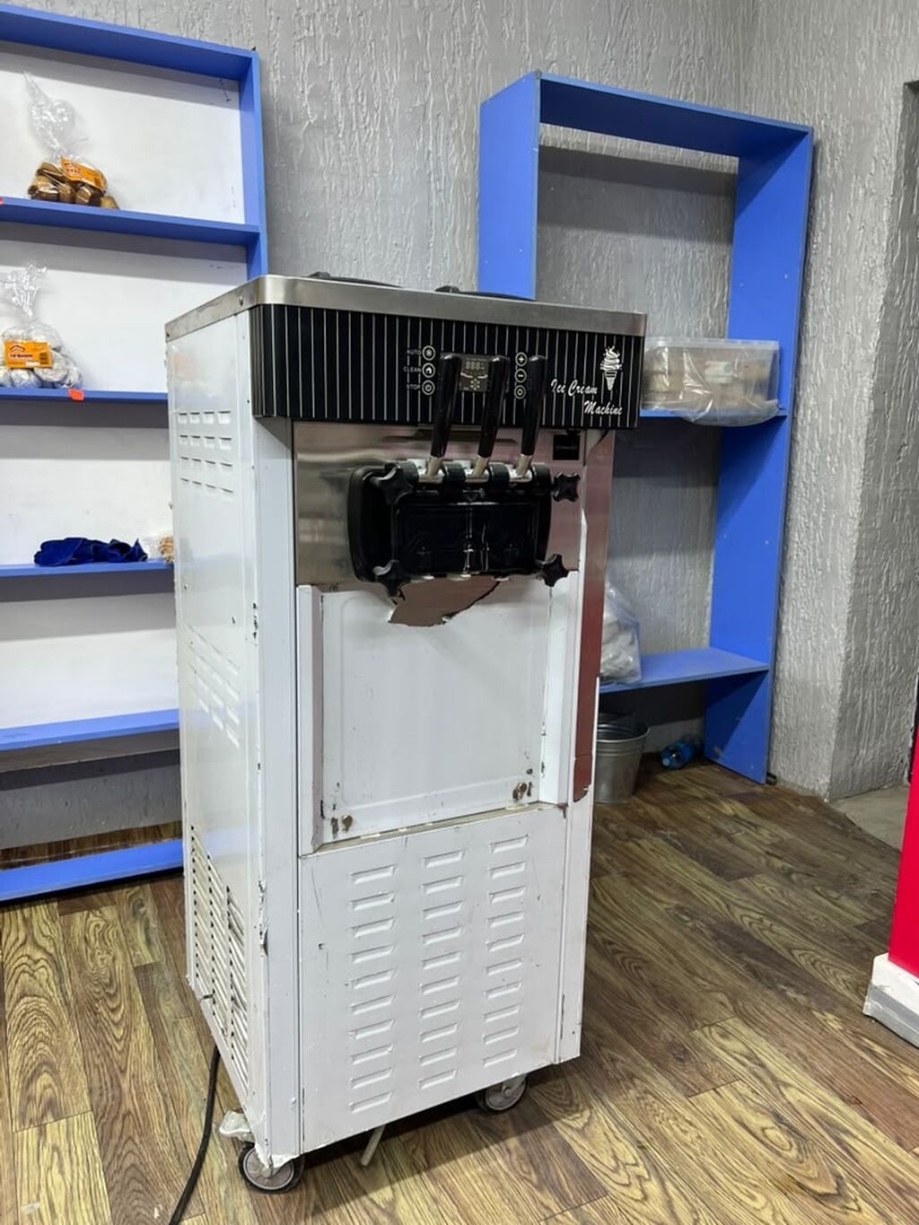 Продаётся аппарат для мороженого Продаю б/у аппарат для мороженого в — фото 5