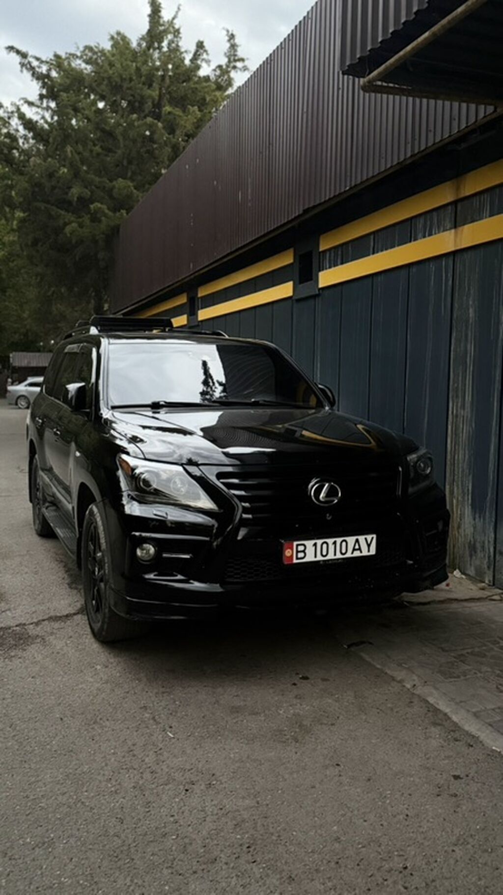 Lexus LX: 2008 г., 5.7 л, Внедорожник: фото 1