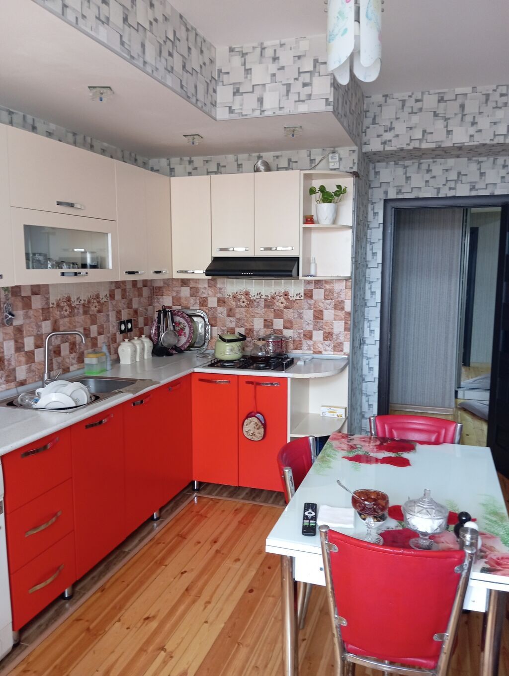 2 otaqlı, Yeni tikili, 88 kv. m
