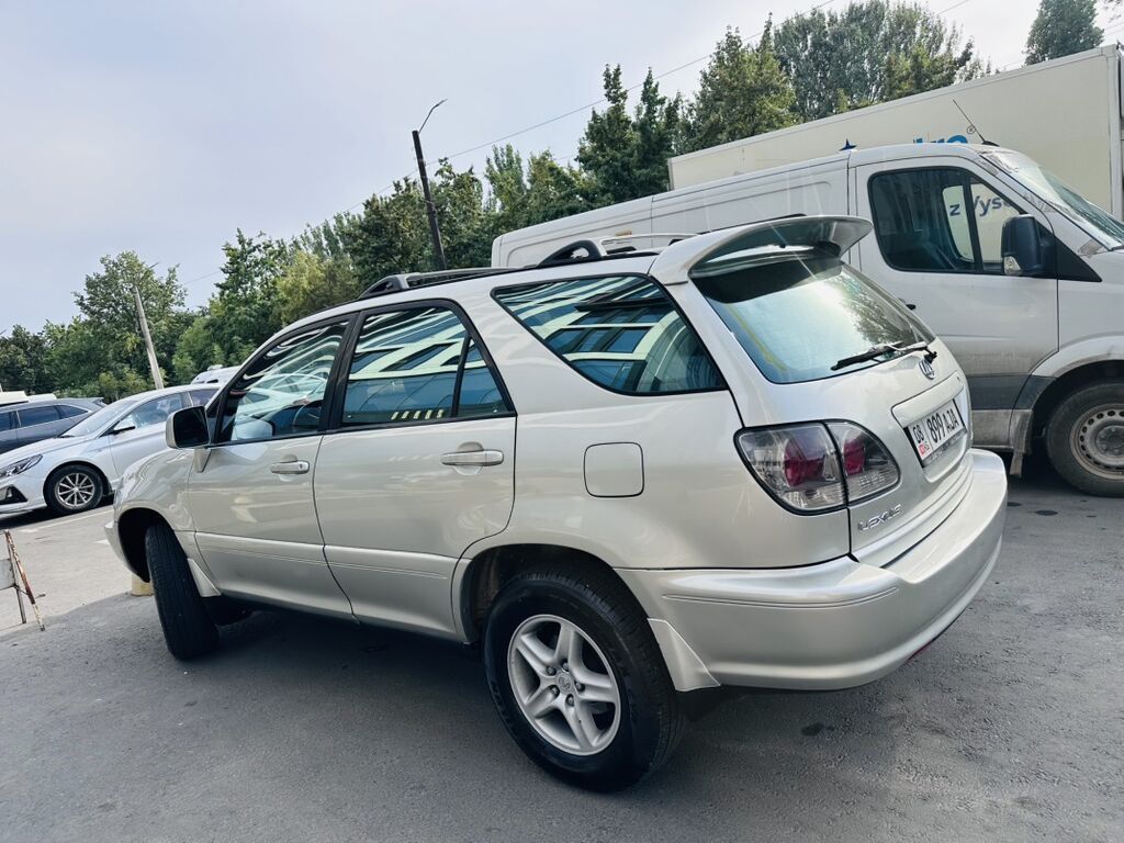 Lexus RX: 2001 г., Кроссовер: фото 3