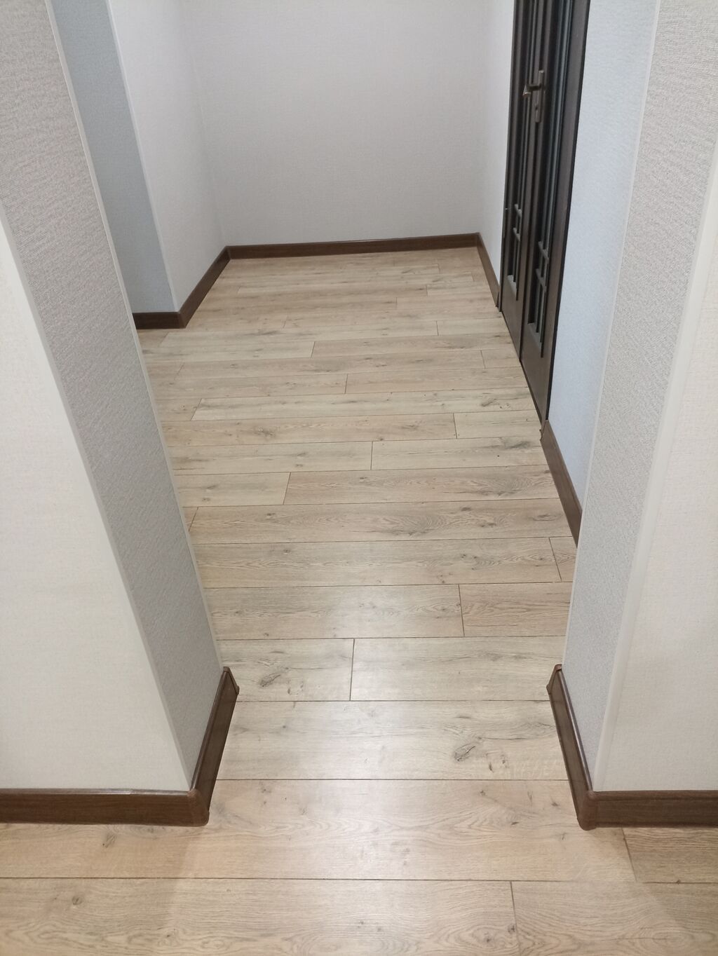 Укладка пола, Монтаж напольных плинтусов | Ковролин, Ламинат, Паркет Больше 6 лет опыта: фото 6