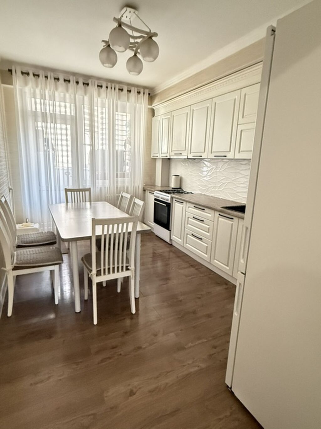 3 комнаты, 100 м², Джальская больница Элитка, 7 этаж, Дизайнерский ремонт: фото 8