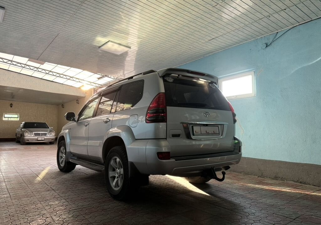 Toyota Land Cruiser Prado: 2005 г., 3 л, Автомат, Дизель, Внедорожник: фото 4
