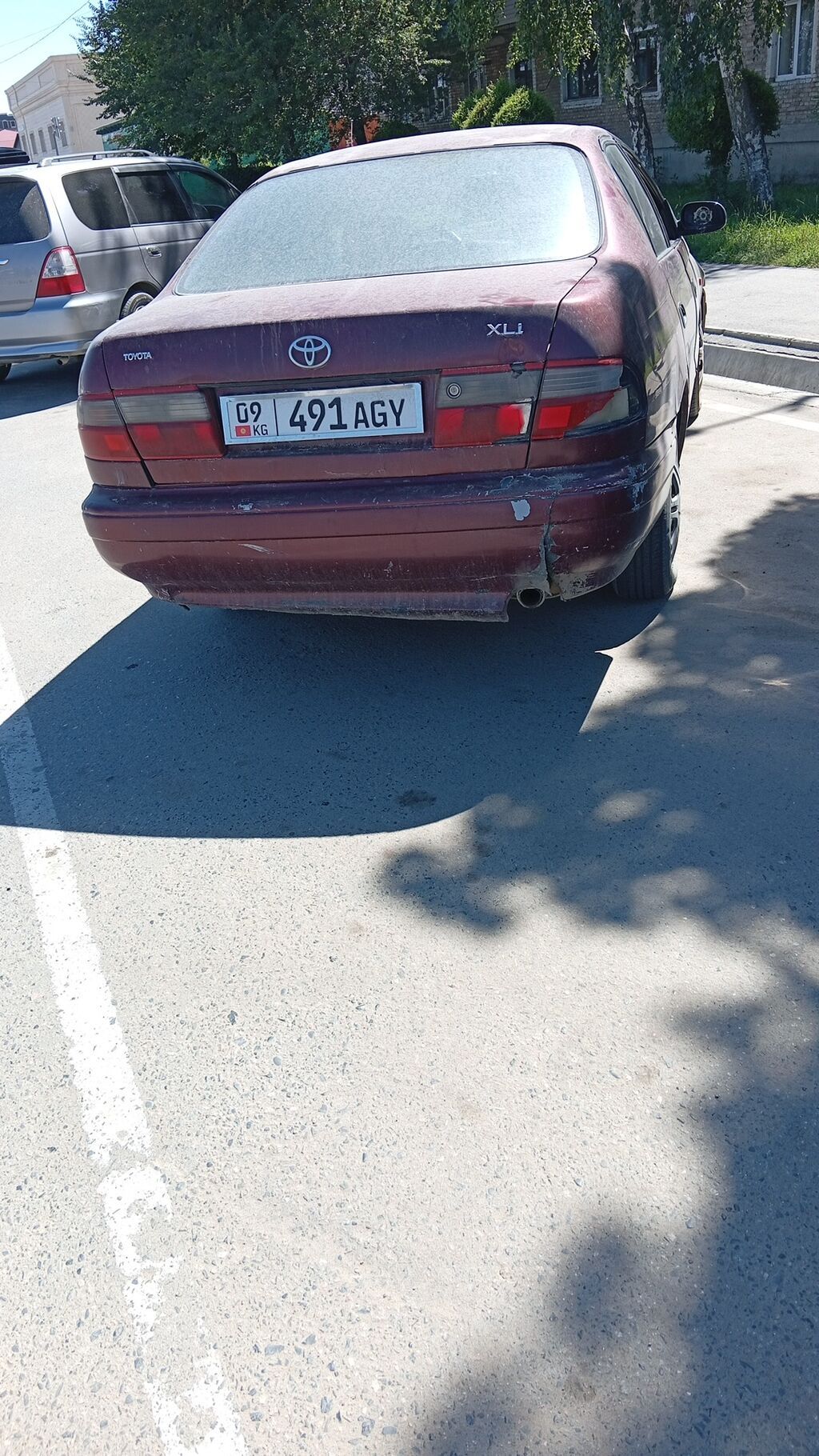 Toyota Carina: 1994 г., 1.6 л, Механика, Бензин, Седан: фото 2