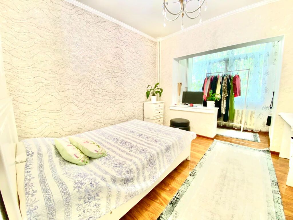 3 комнаты, 67 м², Золотой квадрат 105 серия, 1 этаж, Свежий ремонт: фото 2