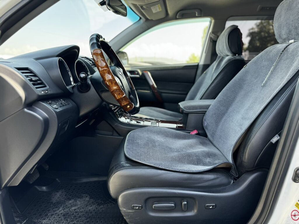 Toyota Highlander: 2012 г., Бензин, Кроссовер — фото 7