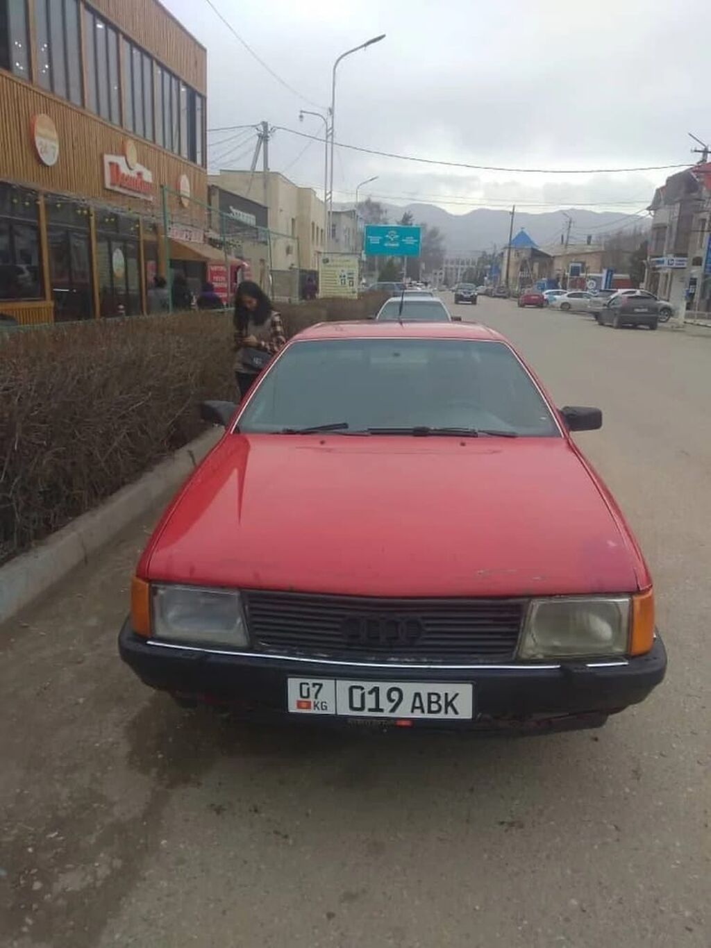 Ауди бишкека. Audi 100 1987. Ауди 100 1987 года. Ауди 100 1987 г.. Ауди 100 1986г..