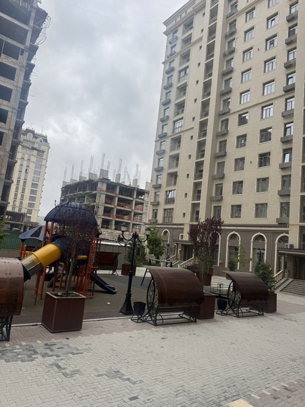 2 комнаты, 95 м², Асанбай мкр Элитка, 12 этаж, ПСО (под самоотделку): фото 3