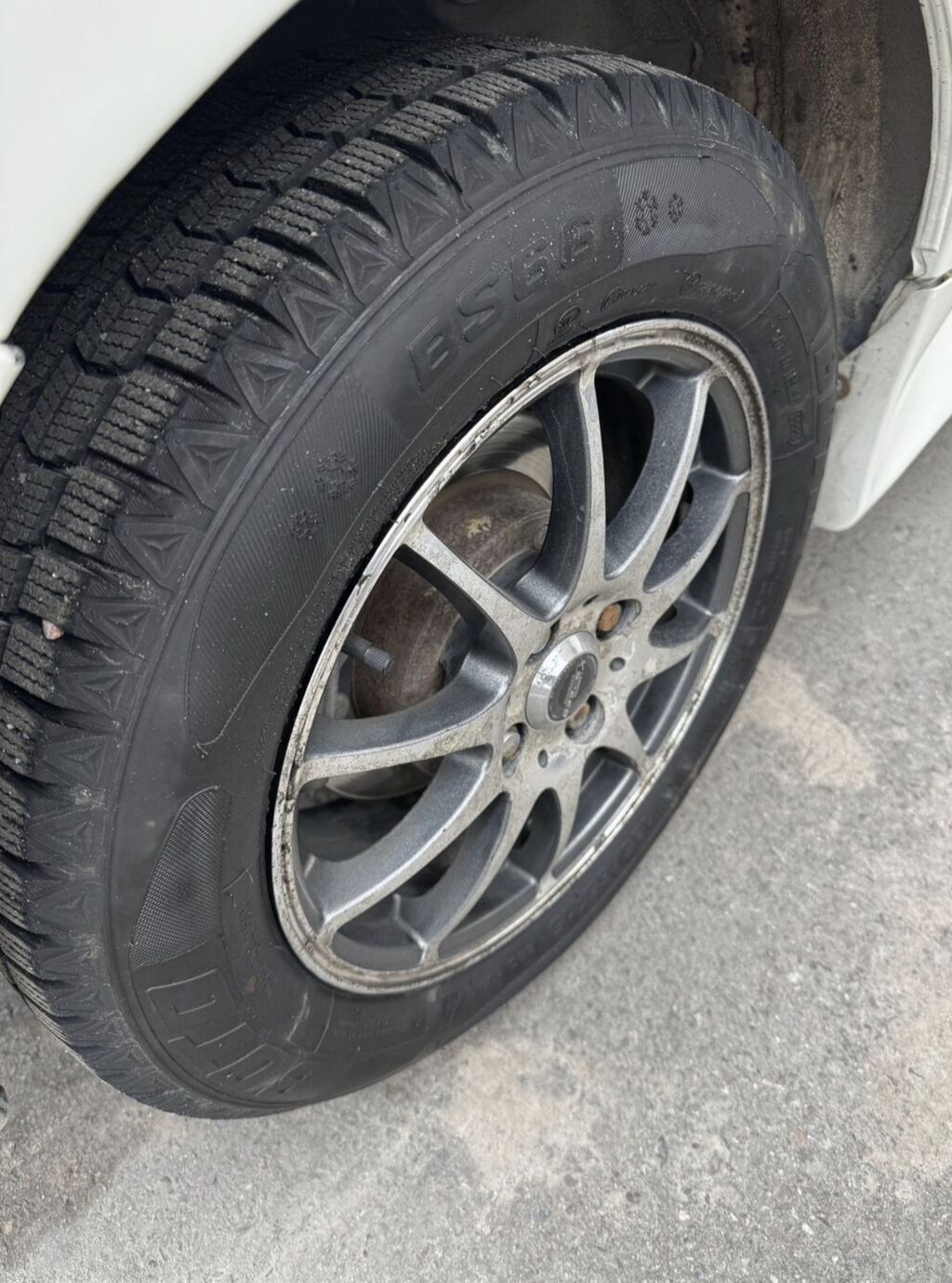 Toyota Ist: 2002 г., 1.5 л, Автомат, Бензин, Хэтчбэк: фото 8