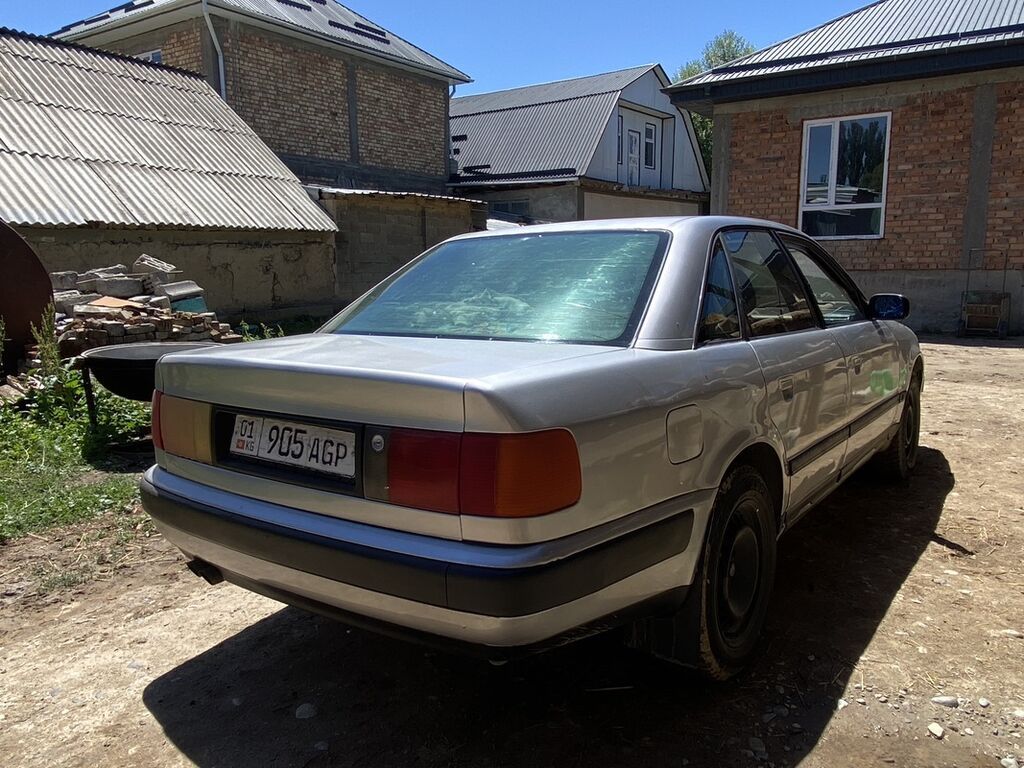 Audi 100: 1994 г., 2.6 л, Механика, Бензин, Седан — фото 3