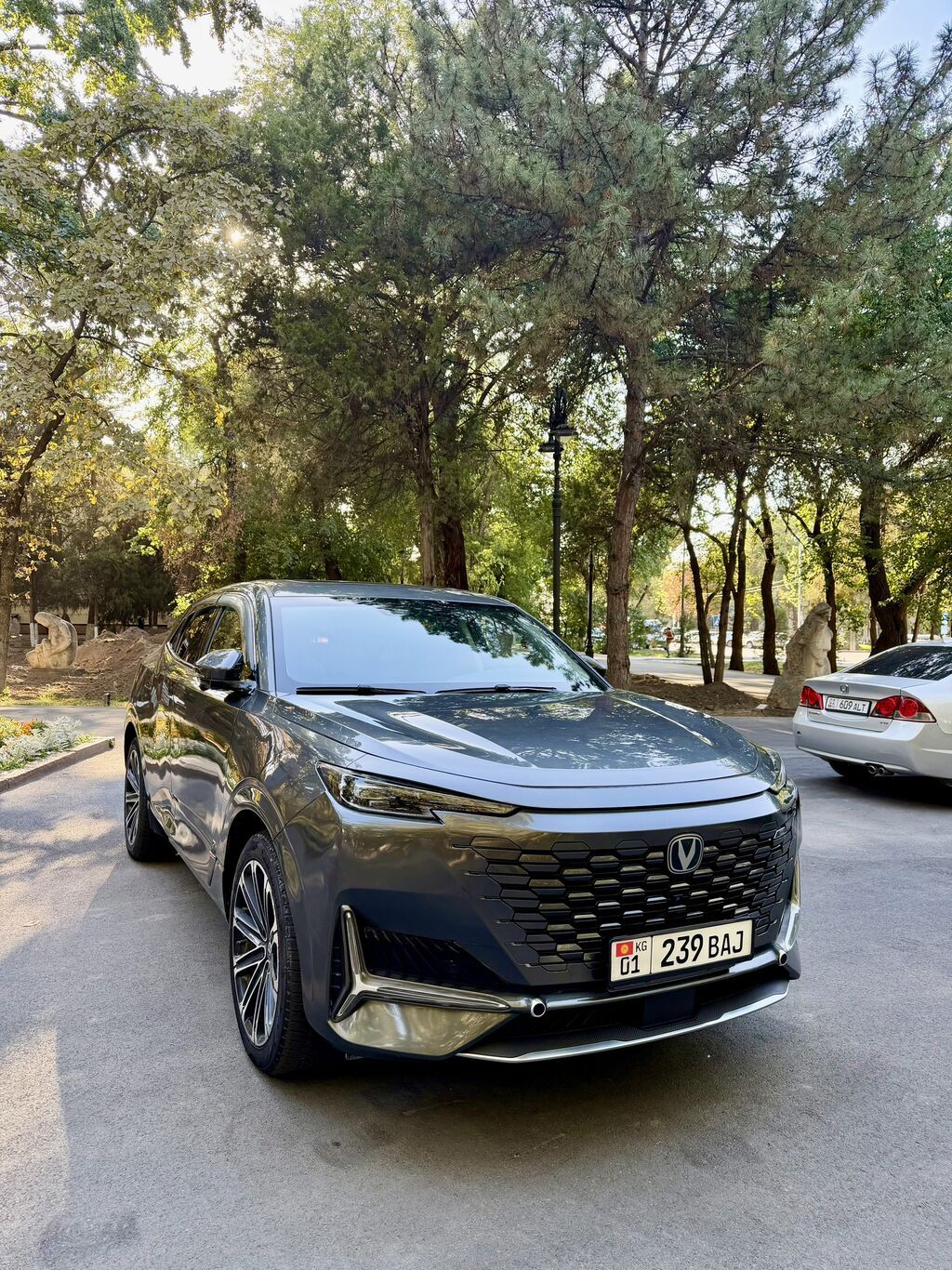 Changan Uni-K: 2024 г., 1.5 л, Автомат, Электромобиль, Кроссовер: фото 3