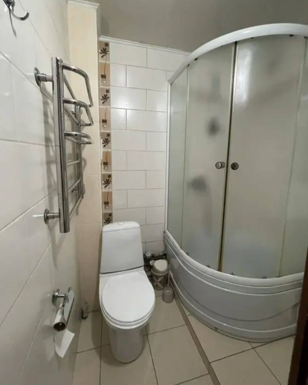 Светлая 2‑комнатная квартира с отдельной кухней и застеклённой: фото 5