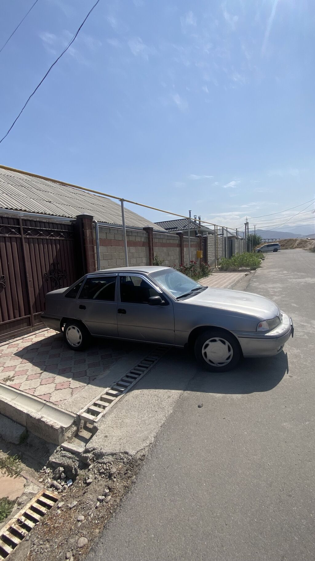 Daewoo Nexia: 1995 г., 1.5 л, Механика, Бензин, Седан: фото 2
