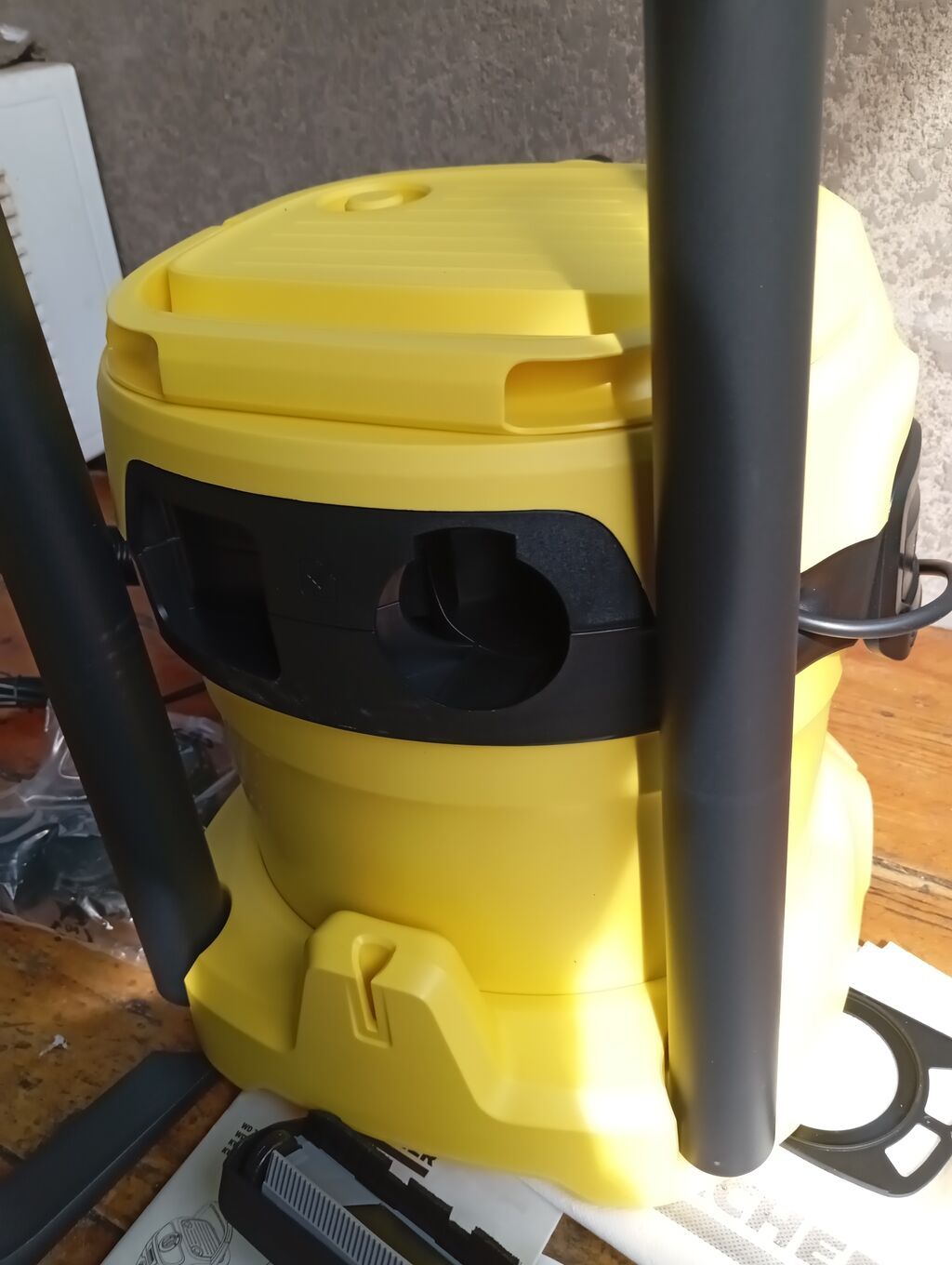 Пылесос karcher wd 2 pluse 12 литров хозяйственный бытовой 1000 ватт: фото 3