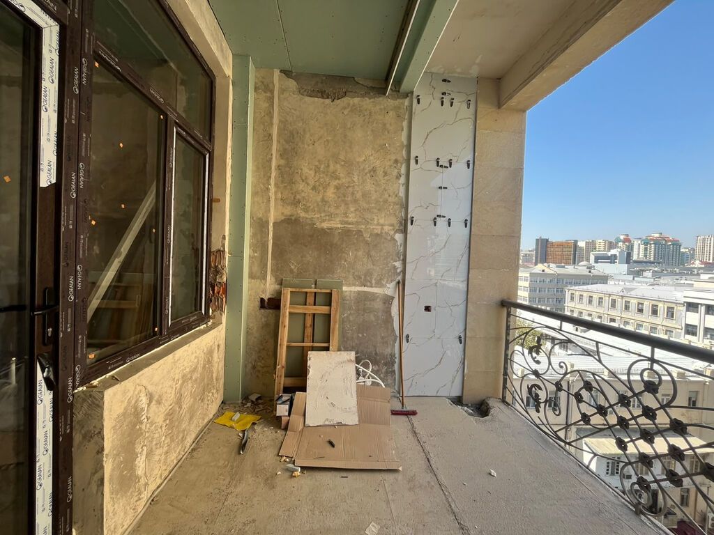 3 otaqlı, Yeni tikili, 145 kv. m