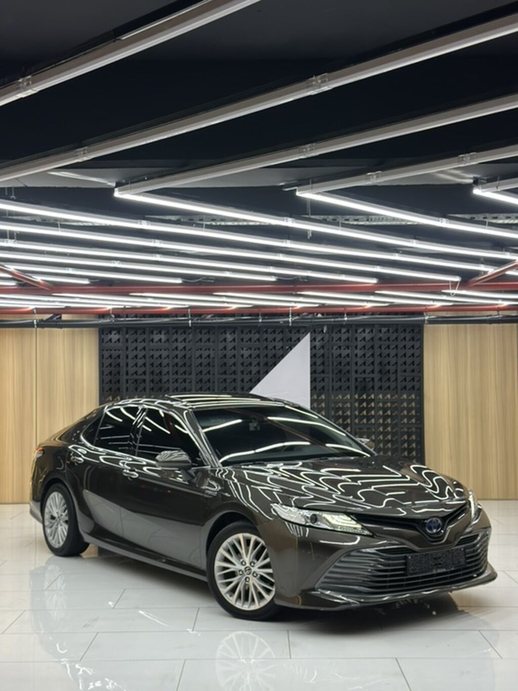 Toyota Camry: 2018 г., 2.5 л, Автомат, Бензин, Седан: фото 2