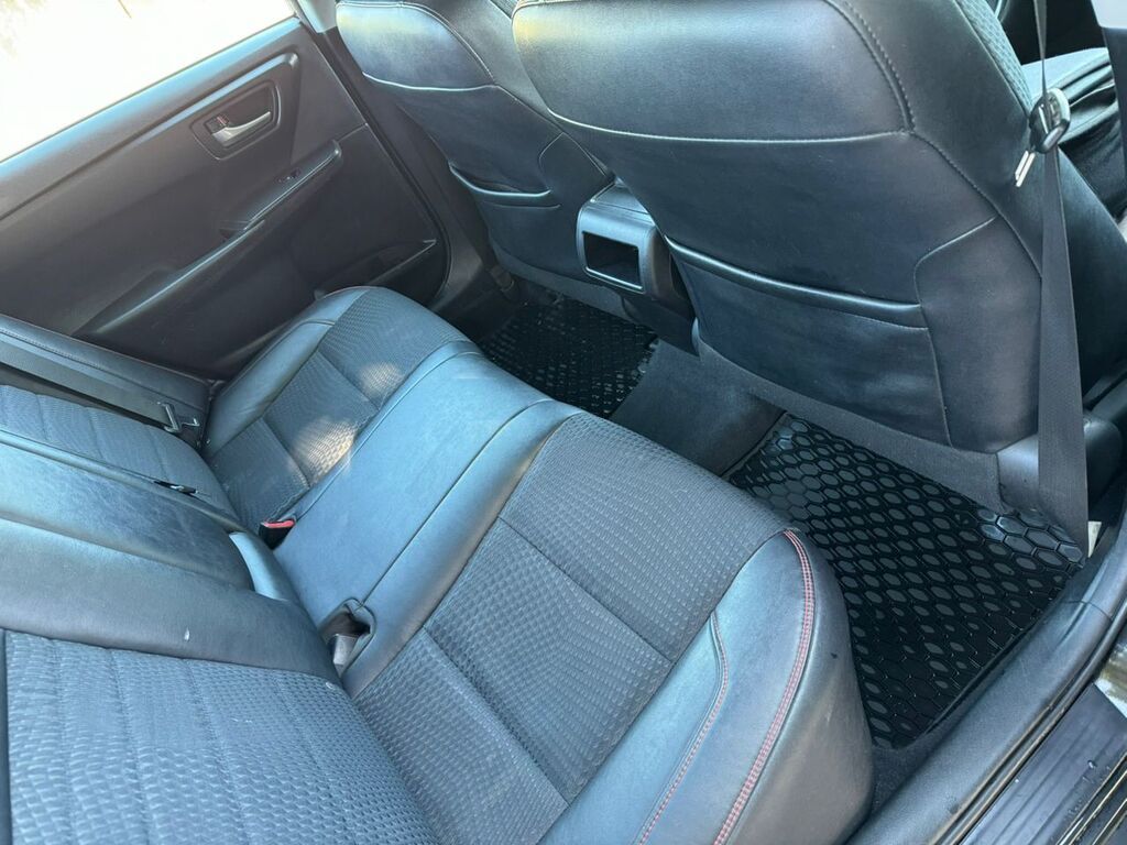 Toyota Camry: 2015 г., 2.5 л, Автомат, Бензин, Седан: фото 8