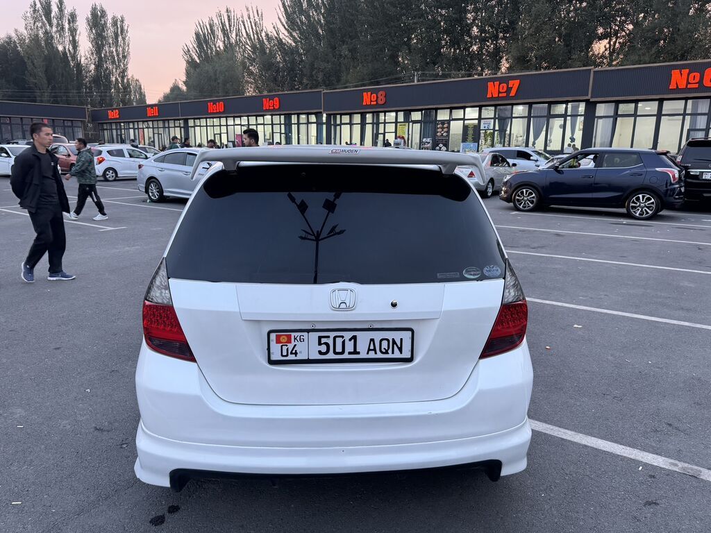 Honda Jazz: 2006 г., 1.4 л, Вариатор, Бензин, Универсал: фото 2