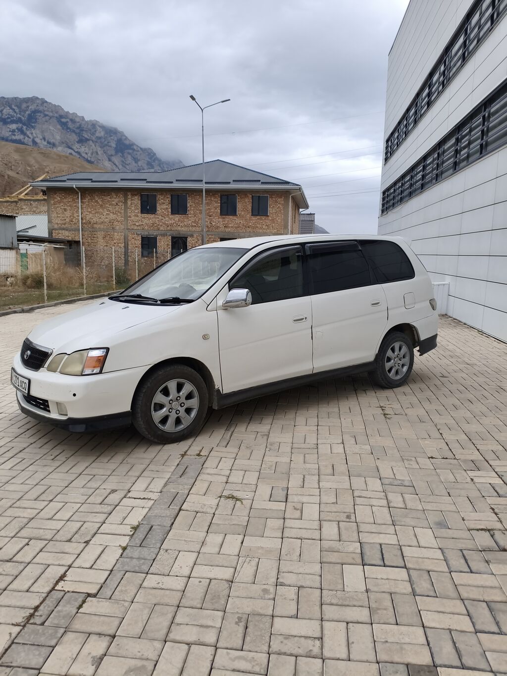 Toyota Gaia: 2002 г., Минивэн: фото 5