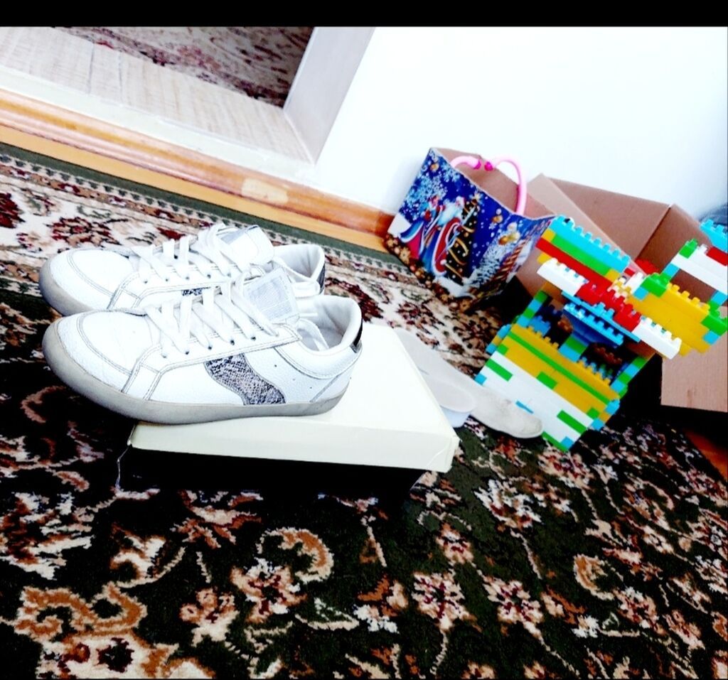 Кроссовки, 35, 35.5, Bershka, Б/у, цвет - Белый, Самовывоз, Бесплатная доставка, Платная доставка: фото 3