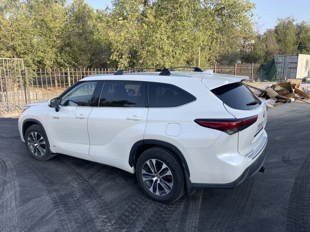 Toyota Highlander: 2020 г., Гибрид, Кроссовер: фото 3