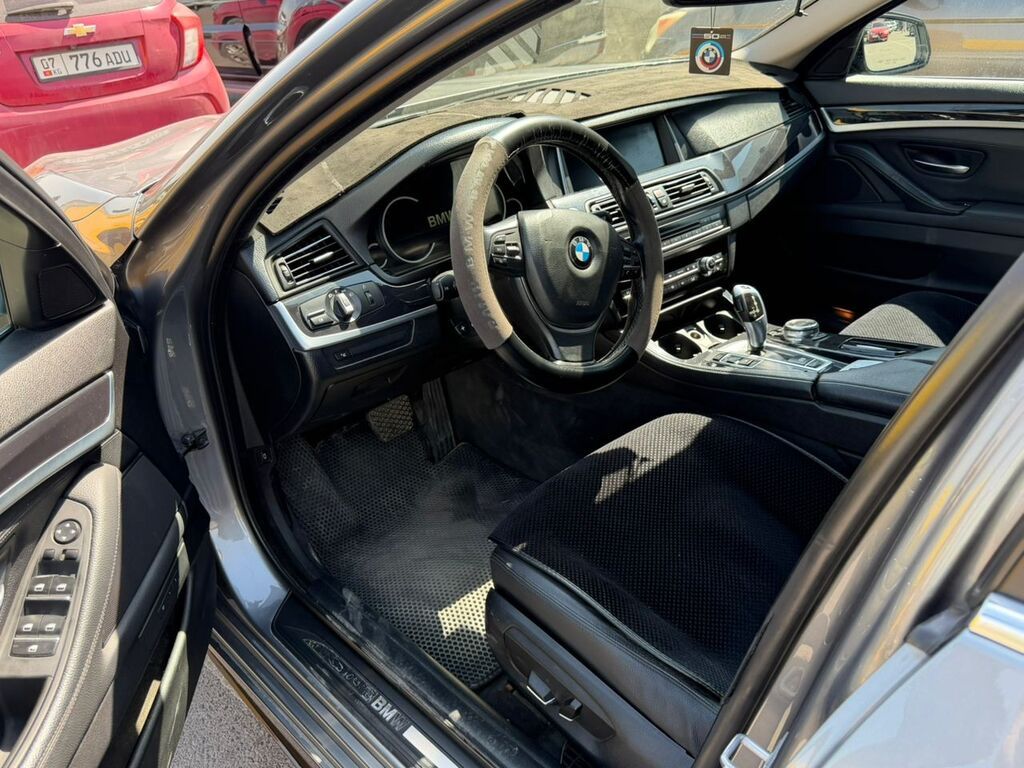 BMW 520: 2015 г., 2 л, Автомат, Дизель, Седан: фото 7