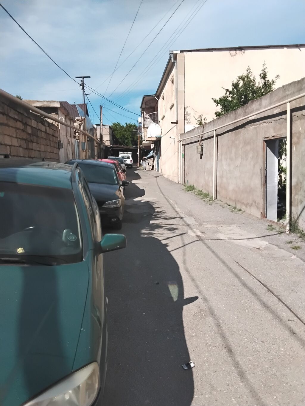 Дом находиться по улице 8 марта, 13 А. Конечная 45 автобуса( 5 этажка