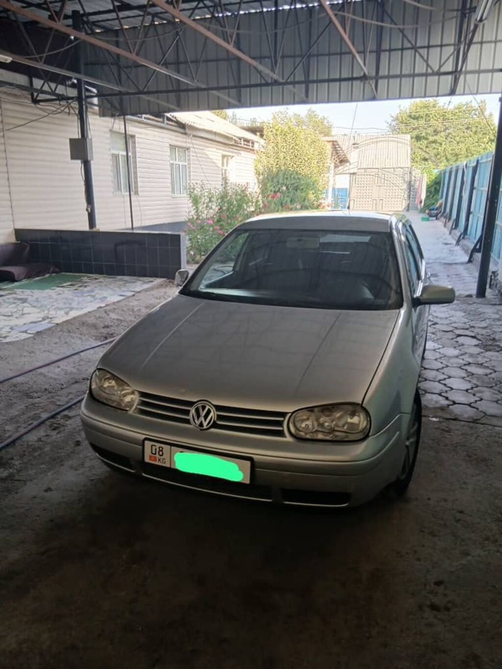 Volkswagen Golf: 2002 г., 2 л, Автомат, Бензин, Хэтчбэк: фото 4