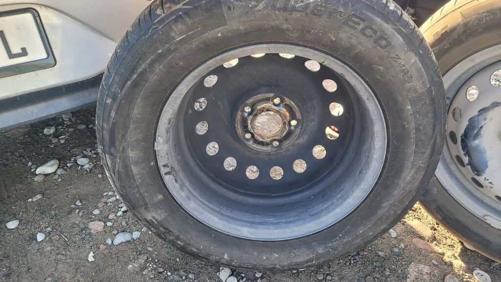 Комплект автомобильных шин Bridgestone Turanza T005 размером 215/65: фото 4